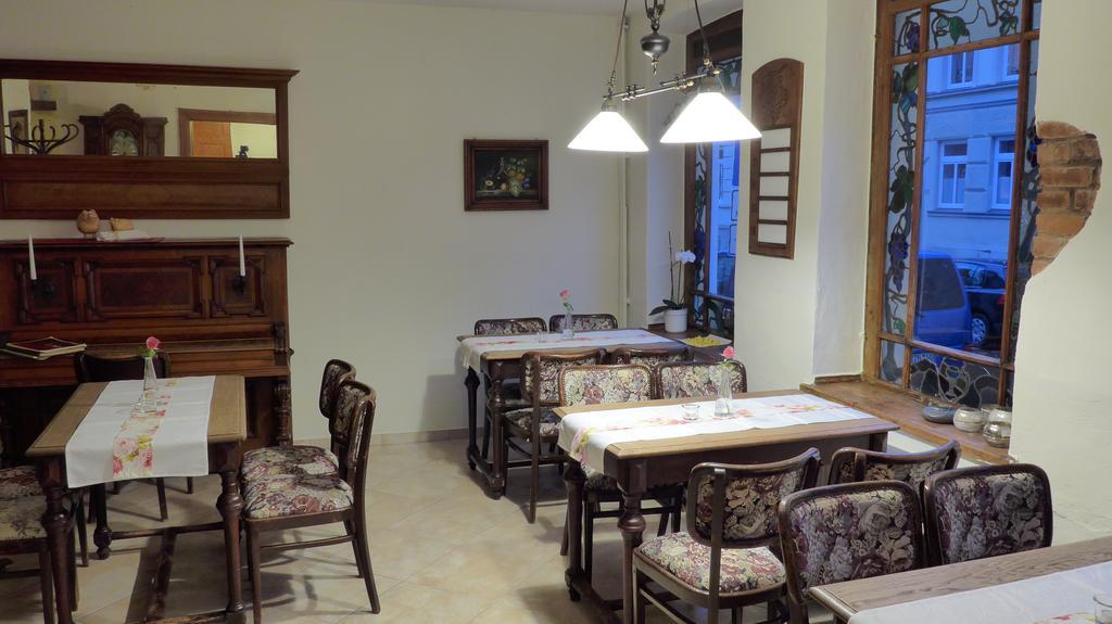 Romantisches Hotel Zur Traube Schwerin Schwerin  Dış mekan fotoğraf