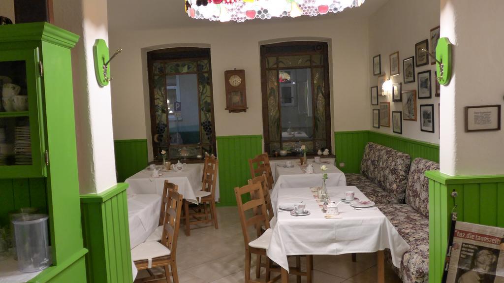 Romantisches Hotel Zur Traube Schwerin Schwerin  Dış mekan fotoğraf