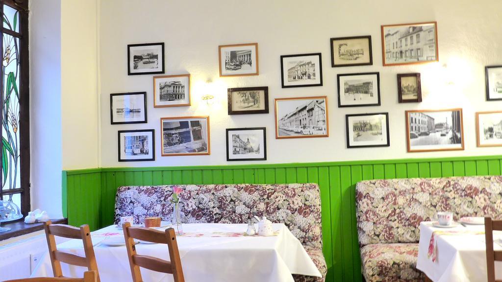 Romantisches Hotel Zur Traube Schwerin Schwerin  Dış mekan fotoğraf