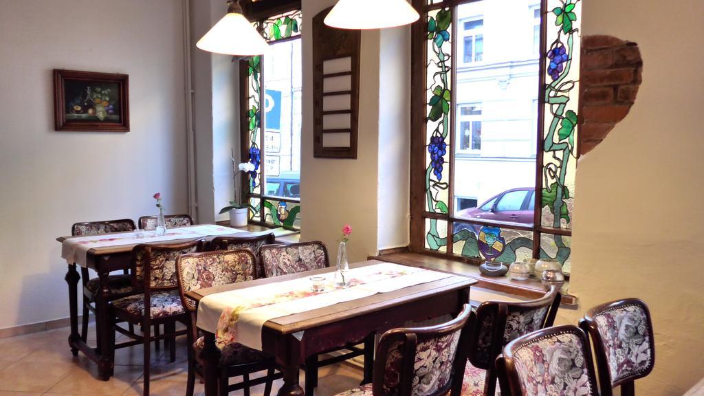Romantisches Hotel Zur Traube Schwerin Schwerin  Dış mekan fotoğraf