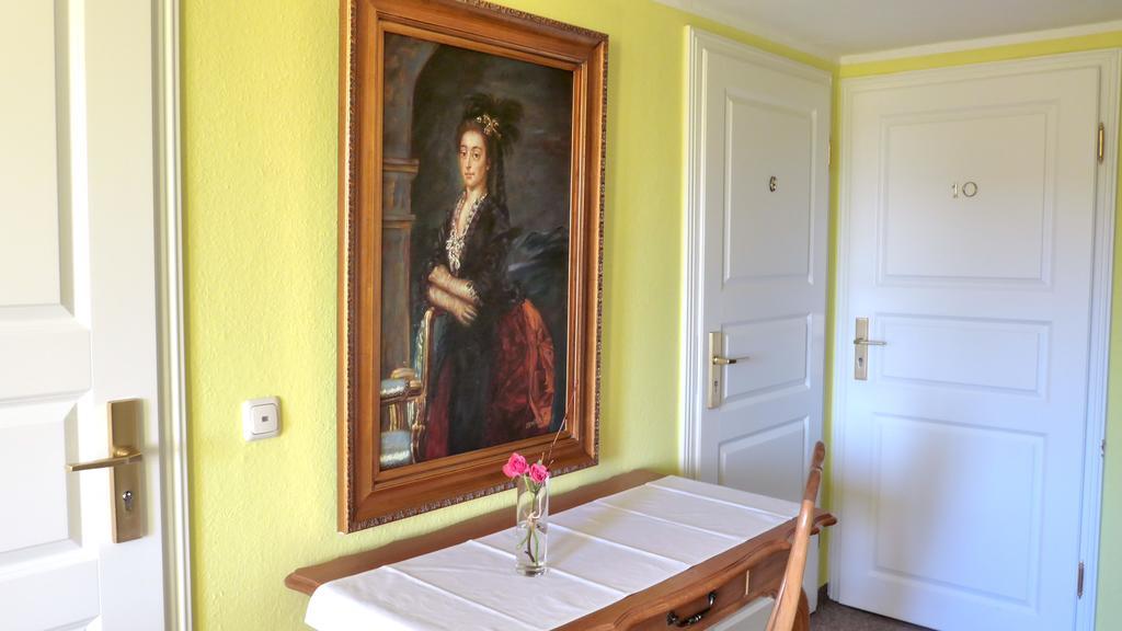 Romantisches Hotel Zur Traube Schwerin Schwerin  Dış mekan fotoğraf