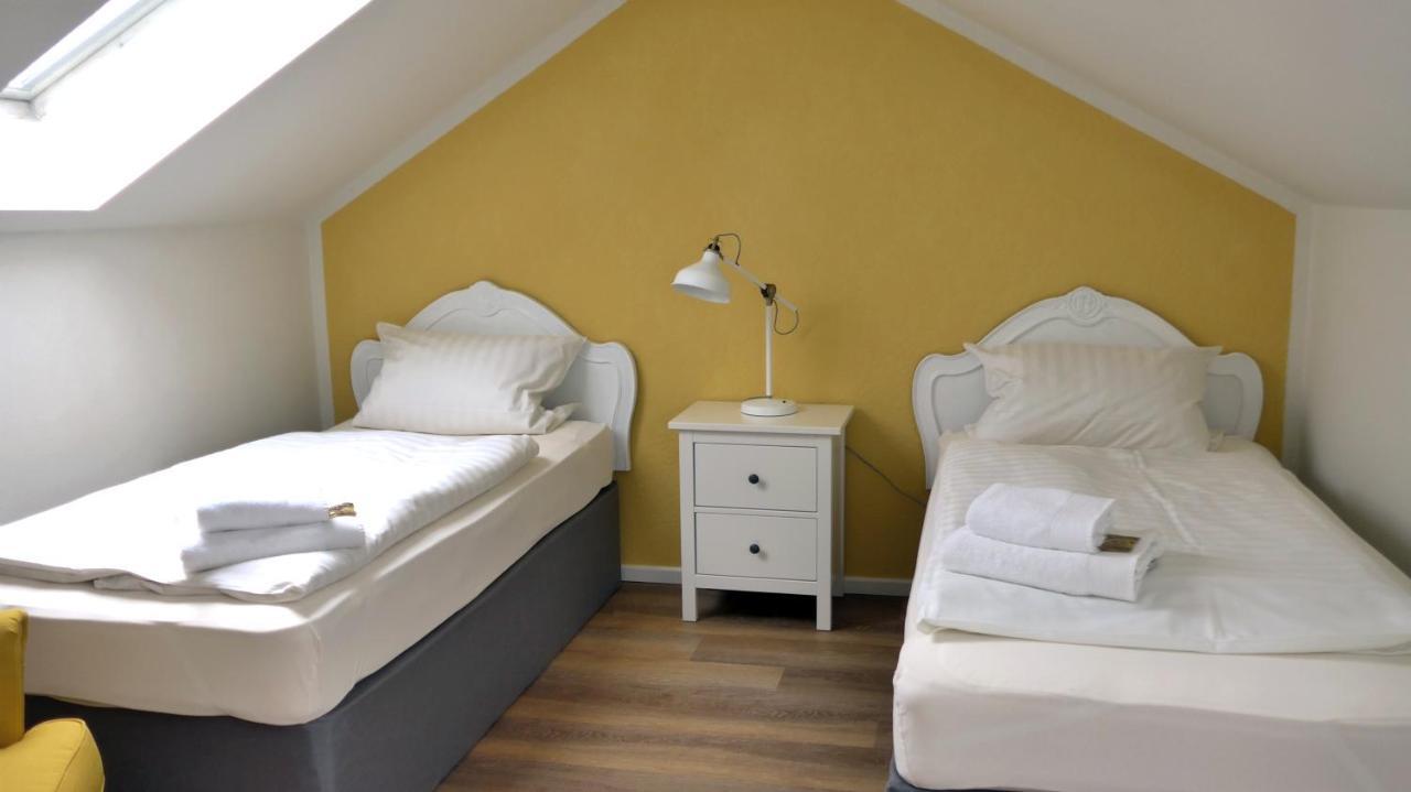 Romantisches Hotel Zur Traube Schwerin Schwerin  Dış mekan fotoğraf