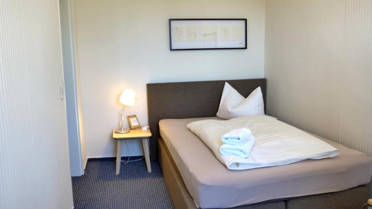 Romantisches Hotel Zur Traube Schwerin Schwerin  Dış mekan fotoğraf